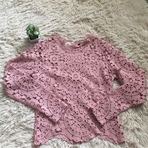 Lace long sleeve Shell top